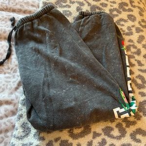 VS PINK sweatpants